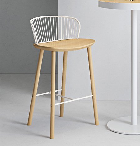 Bar stool